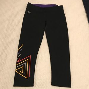 NWOT womens under armour crop athletic leggings